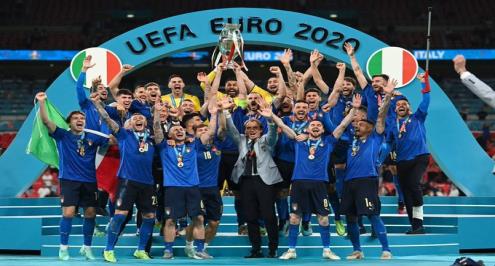 لن تعود إلى الوطن.. إيطاليا تقهر إنجلترا بركلات الترجيح وتتوج ببطولة اليورو